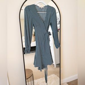 Loft 00 green dot wrap dress